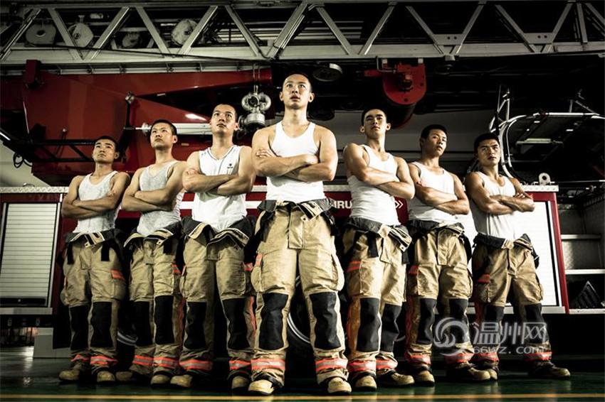 Feuerwehr feiert PLA-Gründung mit Fotoshooting