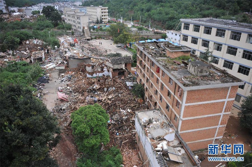 Yunnan-Erdbeben: Luftaufnahmen zeigen Bild der Zerstörung