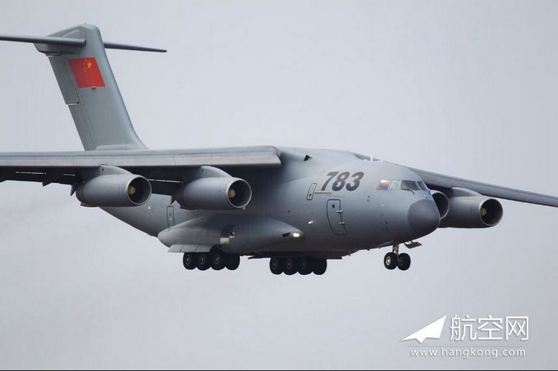 Fliegendes Schwergewicht Y-20 bereichert Airshow Zhuhai