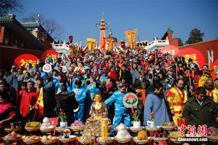 Frühlingsfest ist Tempelmarkt-Zeit