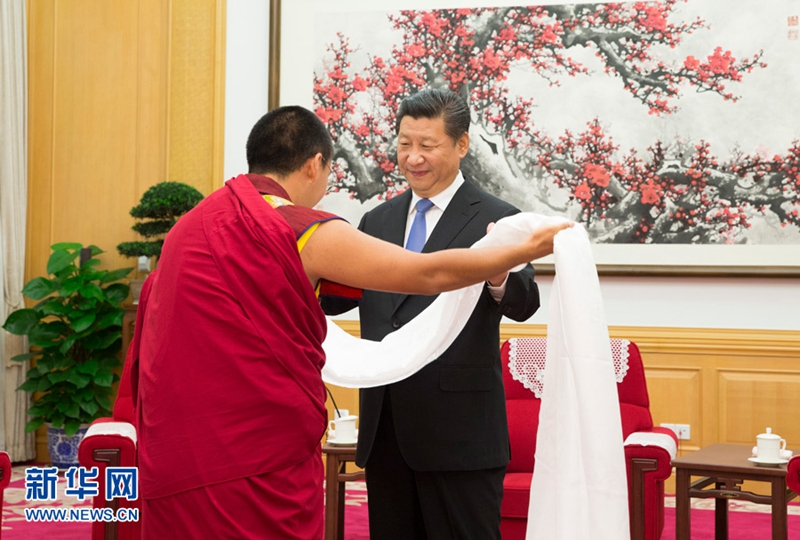 Xi trifft Panchen Lama