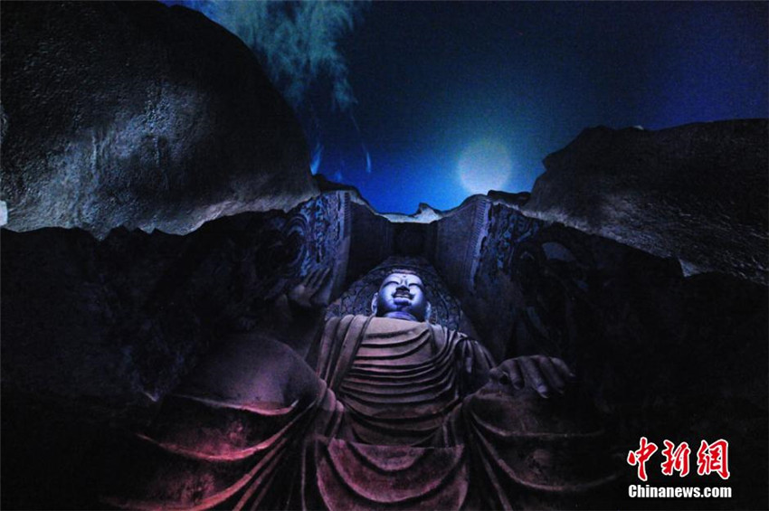 Mogao-Grotten im Ultra-HD-Format
