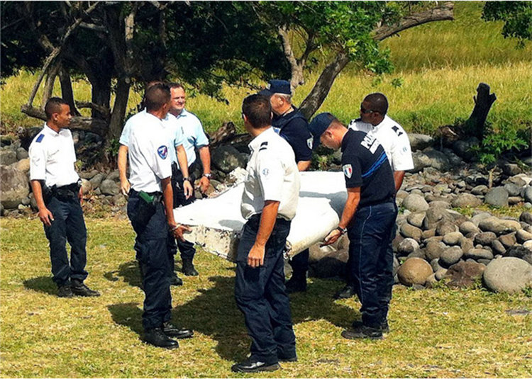 Auf La Réunion gefundenes Wrackteil gehört vermutlich zu MH370