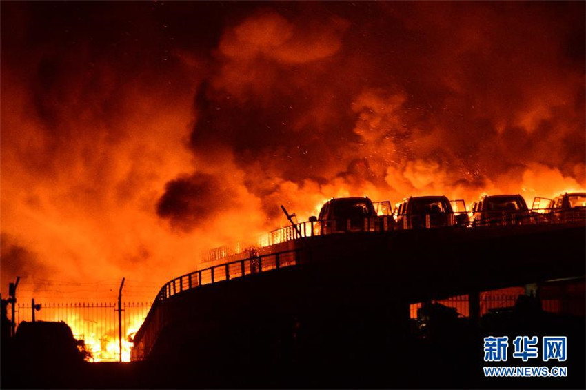 Explosionen in Tianjiner Warenlager fordern mehrere Tote