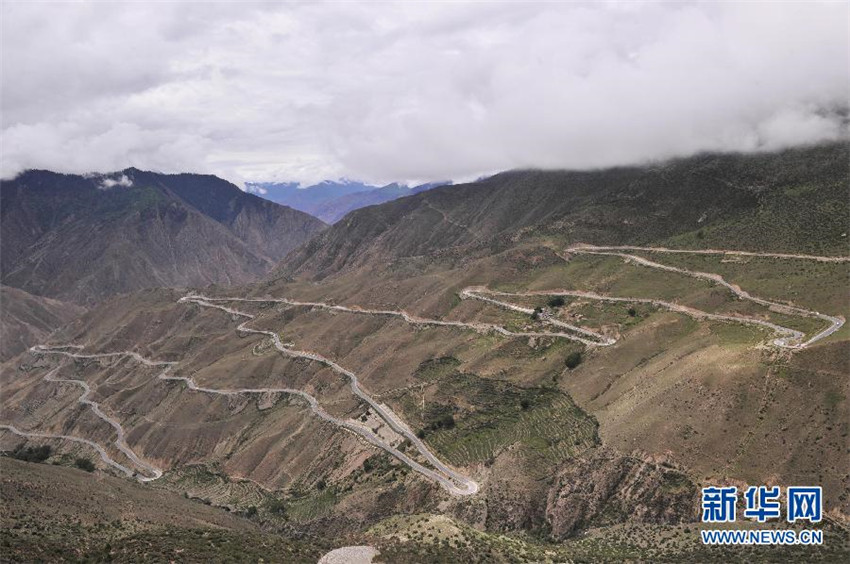 Acht Symbole der 50-jährigen Verkehrsentwicklung von Tibet