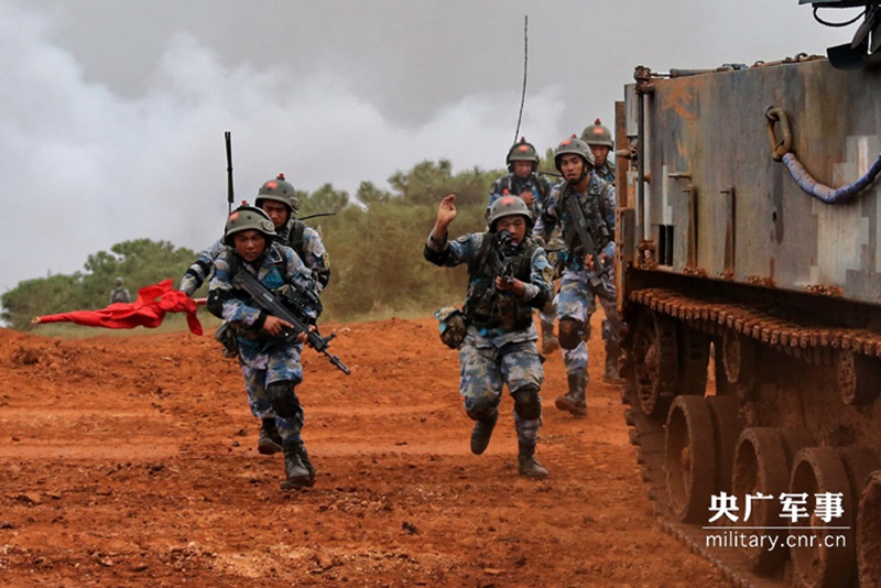 Chinas Marineinfanterie probt den Dschungelkampf