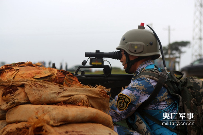 Chinas Marineinfanterie probt den Dschungelkampf