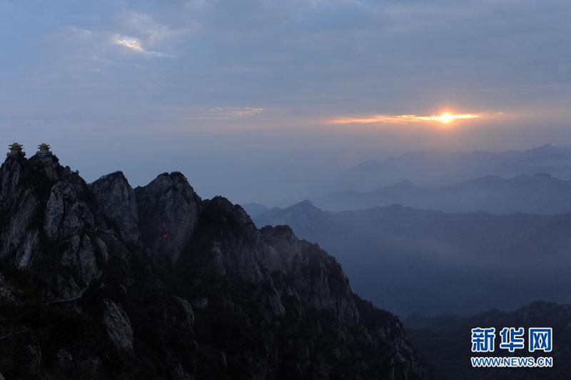 Wolkenmeer in Luanchuan