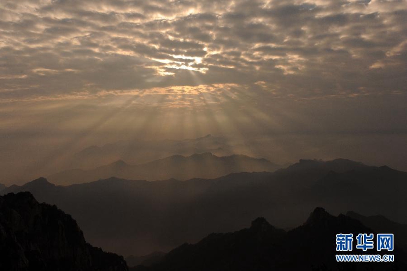 Wolkenmeer in Luanchuan