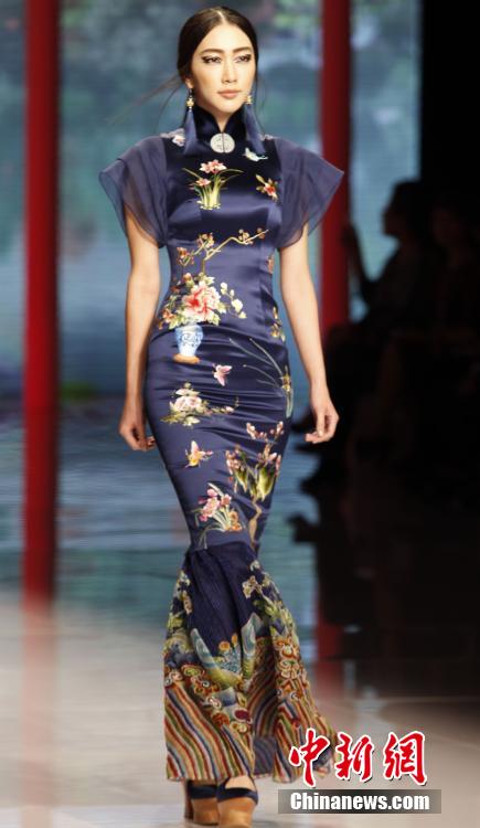 „Qipao“-Show auf der China Fashion Week