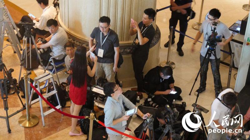 Medien sind bereit für „Xi-Ma-Treffen“