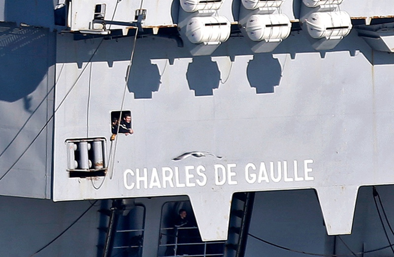 Frankreich schickt Flaggschiff nach Syrien 