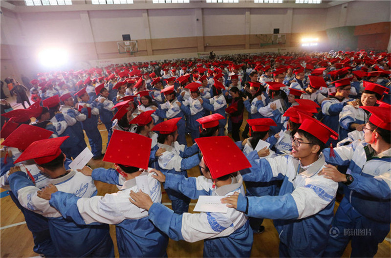 Schüler in Hangzhou werden erwachsen