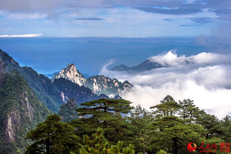 Das schöne Sanqing-Gebirge in Jiangxi