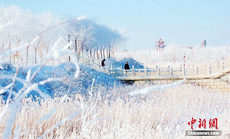 Schneeweißes Märchenland in Gansu