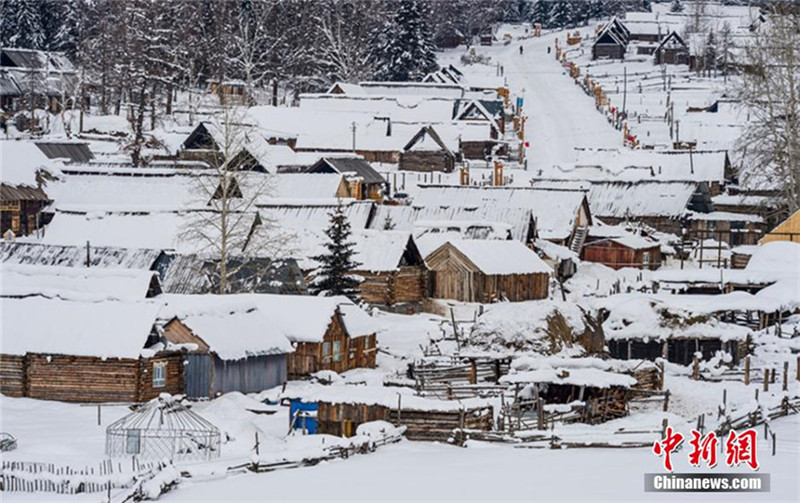 Baihaba im Schnee – ein Dorf wie eine Tuschmalerei