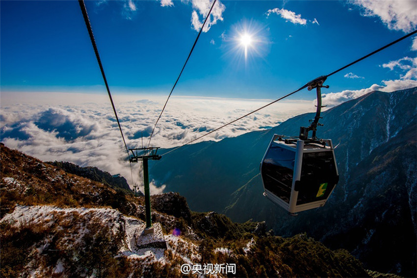 Schneewelt auf dem Cangshan-Berg