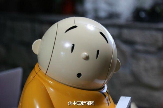 Beijinger Tempel nutzt Roboter, um Buddhismus zu fördern