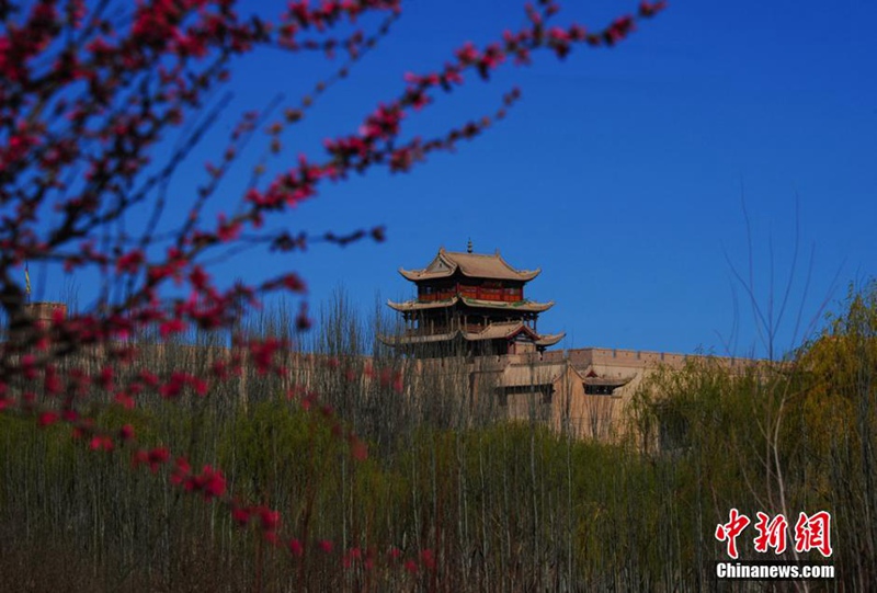 Jiayuguan im Frühling