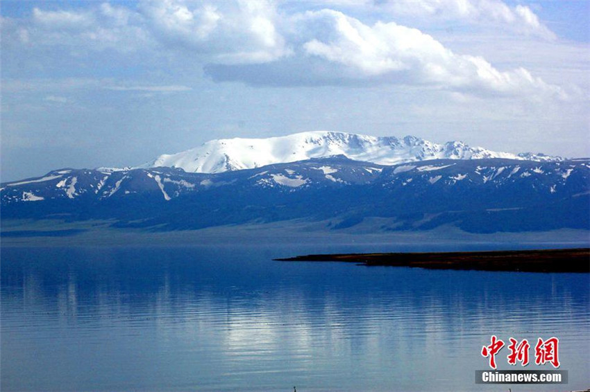 Der Frühling am Sayram-See in Xinjiang