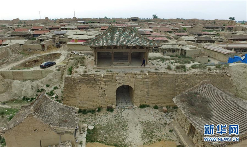Restauration eines antiken Dorfes in Hebei