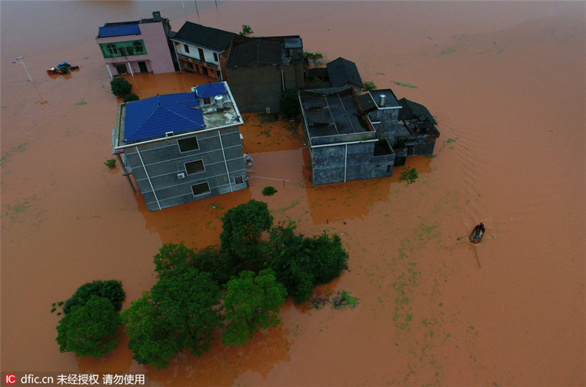 Heftige Überschwemmungen in Hunan