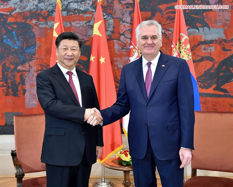 Xi Jinping führt Gespräche mit Serbiens Präsidenten Tomislav Nikolić