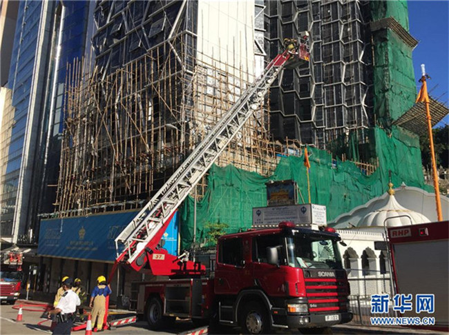 Großbrand in Hongkonger Hotel