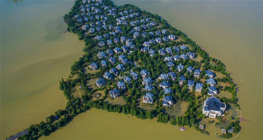 Hochwasser: Villenviertel in Wuhan wird zur isolierten Insel