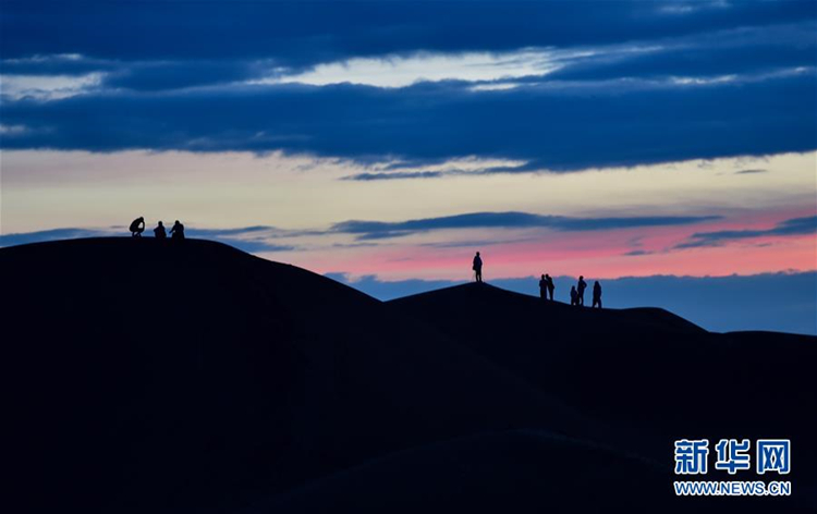 Schöne Sehenswürdigkeit: Xiangshawan in Ordos