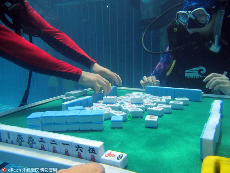 Unterwasser-Mah-Jongg in Chongqing