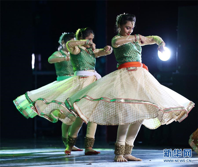 Chinas Internationales Volkskunstfestival in Qinghai eröffnet