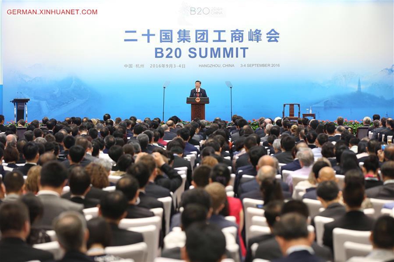 Xi Jinping hält beim B20-Gipfel eine Rede