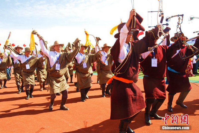 Internationaler Elitewettbewerb im traditionellen chinesischen Bogenschießen in Qinghai