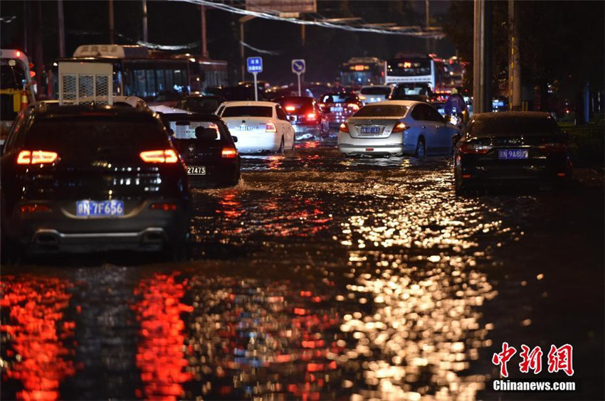 Regenstürme überziehen Beijing