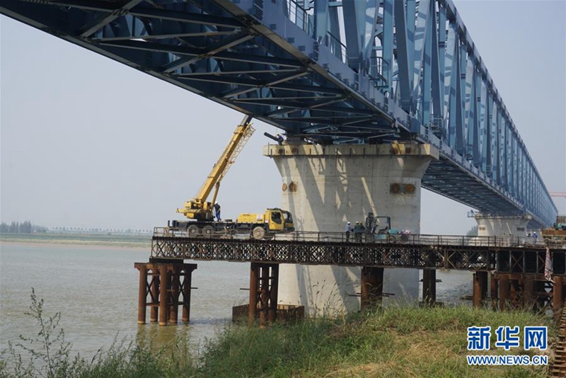 Fertigstellung des Hauptteils der Huangda-Eisenbahnbrücke