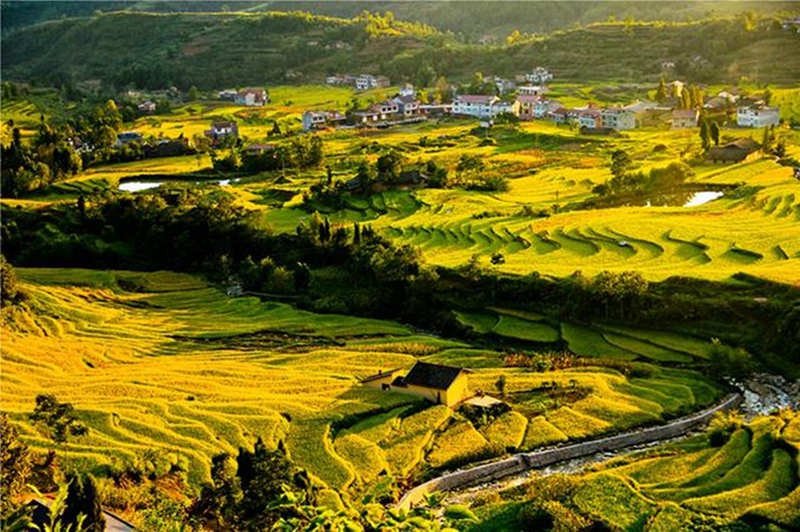 Touristische Attraktion: Das Yanping-Dorf im Kreis Hanyin