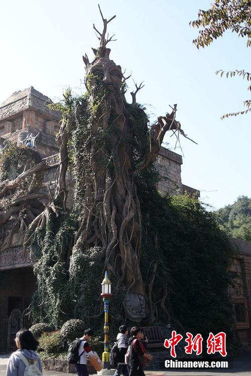 Erstaunlicher „Gottesbaum“ in Changzhou