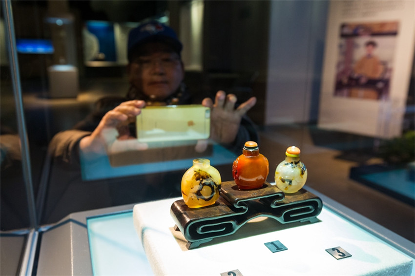 Schnupftabakflaschen-Ausstellung in Hangzhou