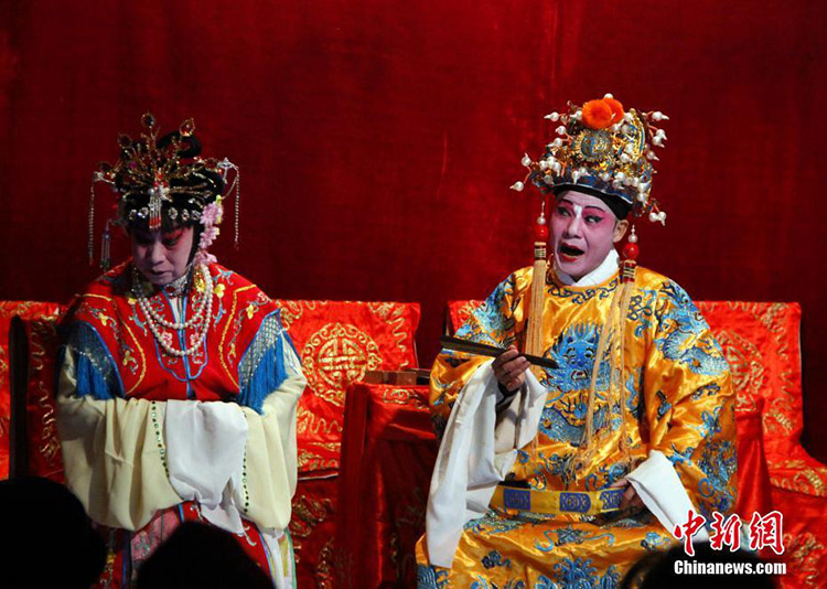 Jahrhundertealte Schauspieltruppe träumt von der Verbreitung der Guilin-Oper