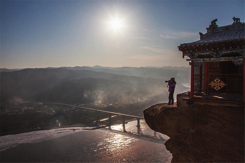 Xianglu-Tempel auf dem riesigen Stein