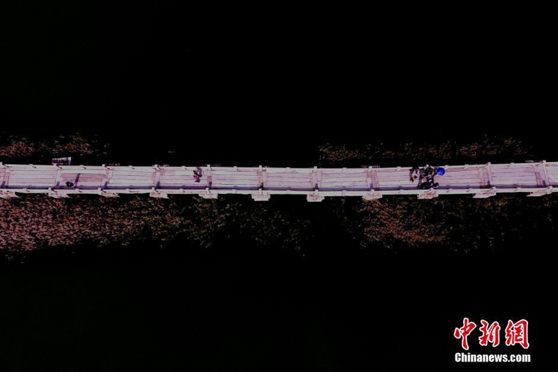 Chinas längste antike Steinbrücke aus der Vogelperspektive