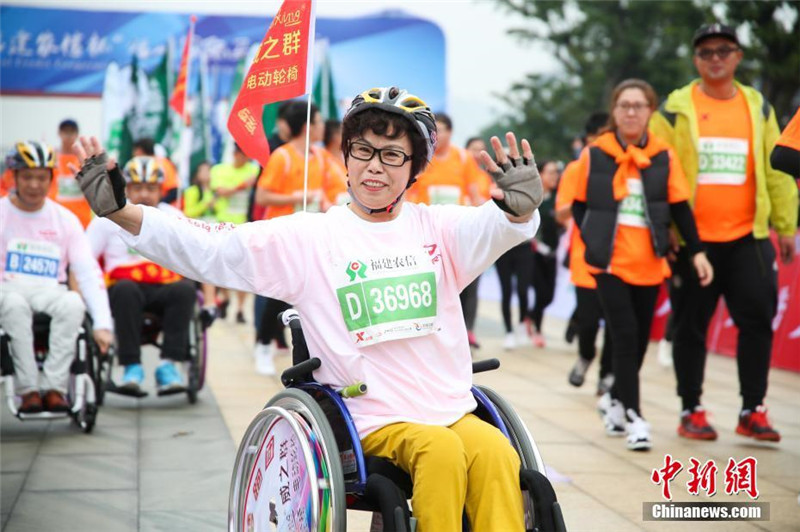 Cosplay-Teilnehmer des Marathonlaufs in Fuzhou