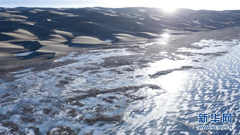 Große Flächen des Qinghai-Sees bereits zugefroren