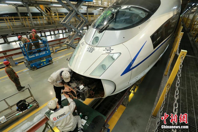 Westchinas größte Wartungsbasis für Hochgeschwindigkeitszüge erwartet „Chunyun“