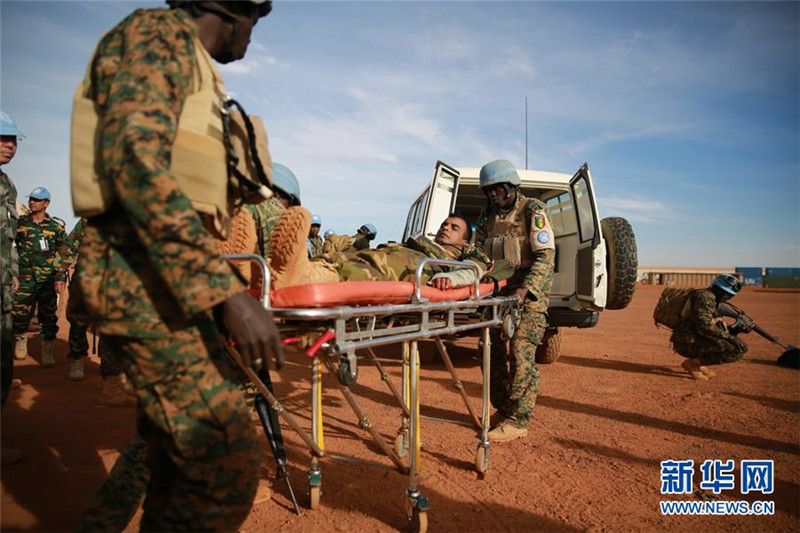 Gemeinsames Anti-Terror-Rettungsmanöver in Mali