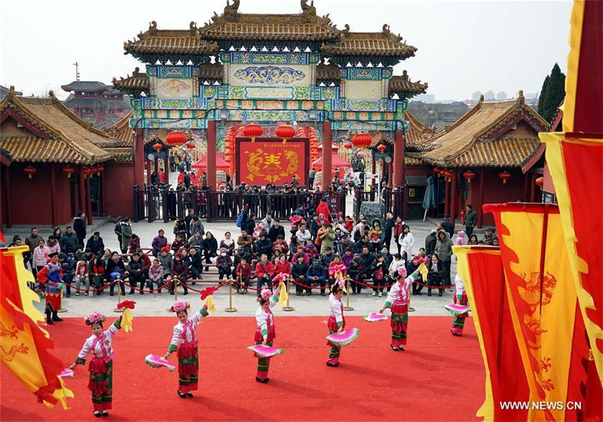 Tempelmarkt in der zentralchinesischen Provinz Henan