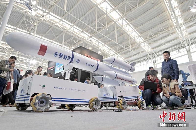 Chinas größte Robotikmesse in Tianjin eröffnet 