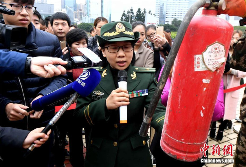 Fuzhou und Shijiazhuang vernichten gefälschte Produkte zur Brandbekämpfung