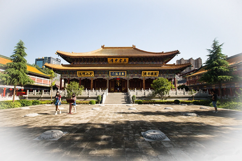 Kaisertempel – Daxingshan-Tempel